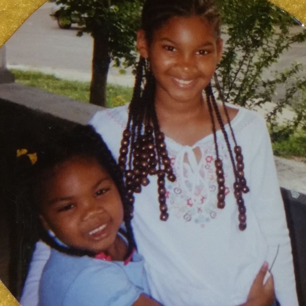 Meet your Posher, Lucy